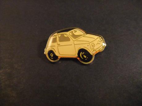 Fiat 500 ( bijnaam rugzakje) kleine stadsauto creme